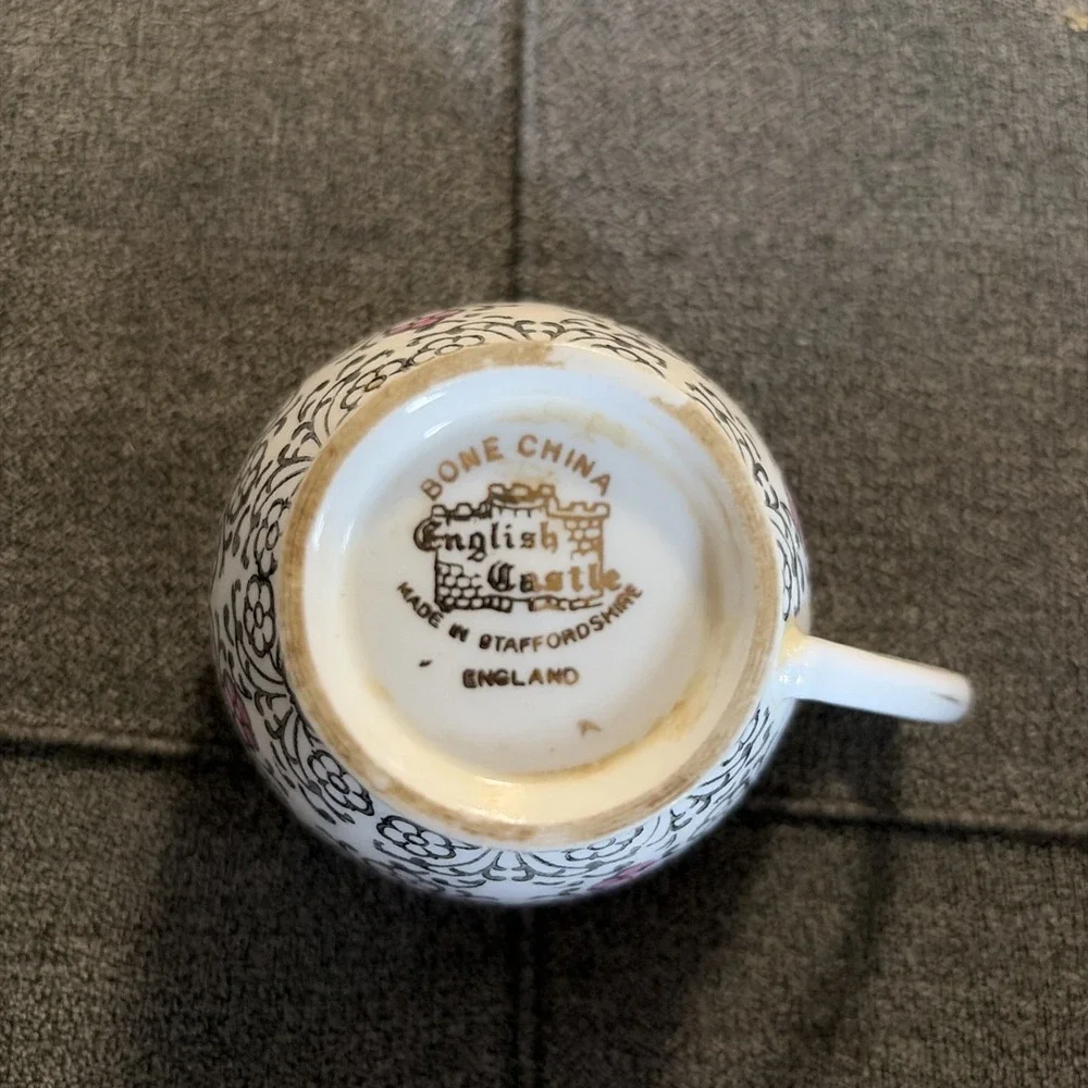 Vtg English Castle Bone China Tea Cup & Saucer  Staffordshire England ‎ Pink/blk